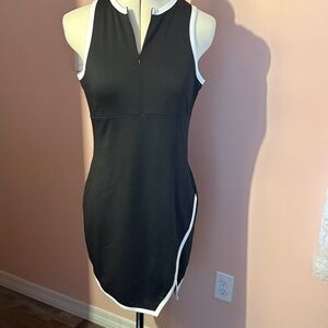 Belyn Key Black and White Sleeveless Midi Dress